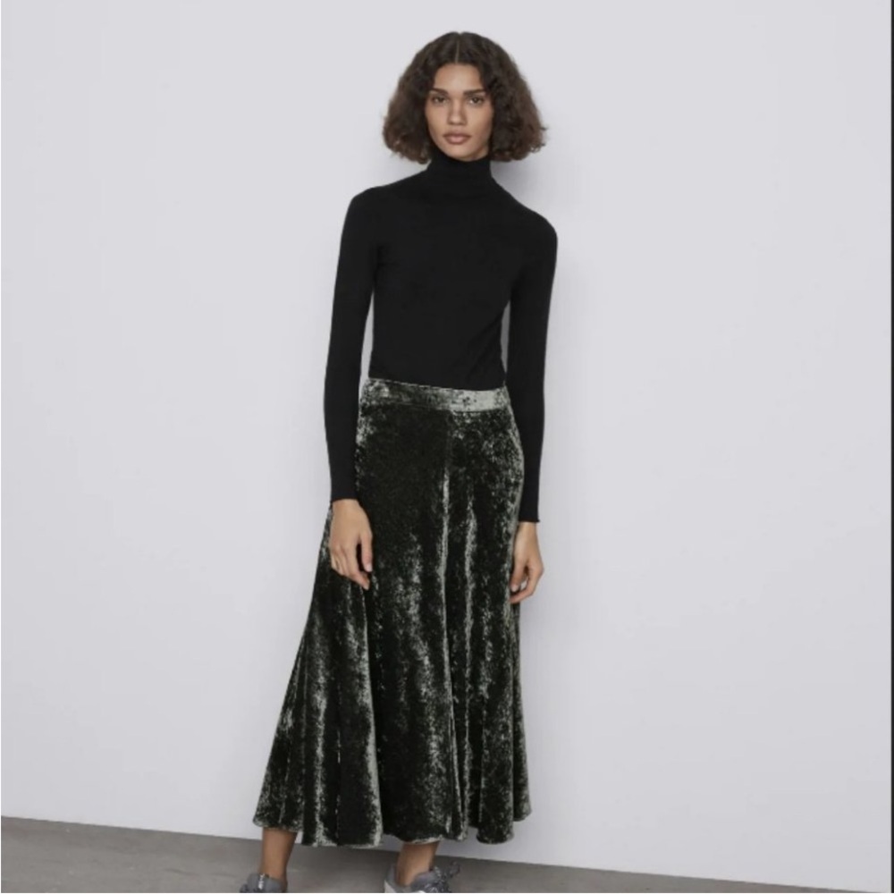 Zara Green Velvet A-line Maxi Skirt